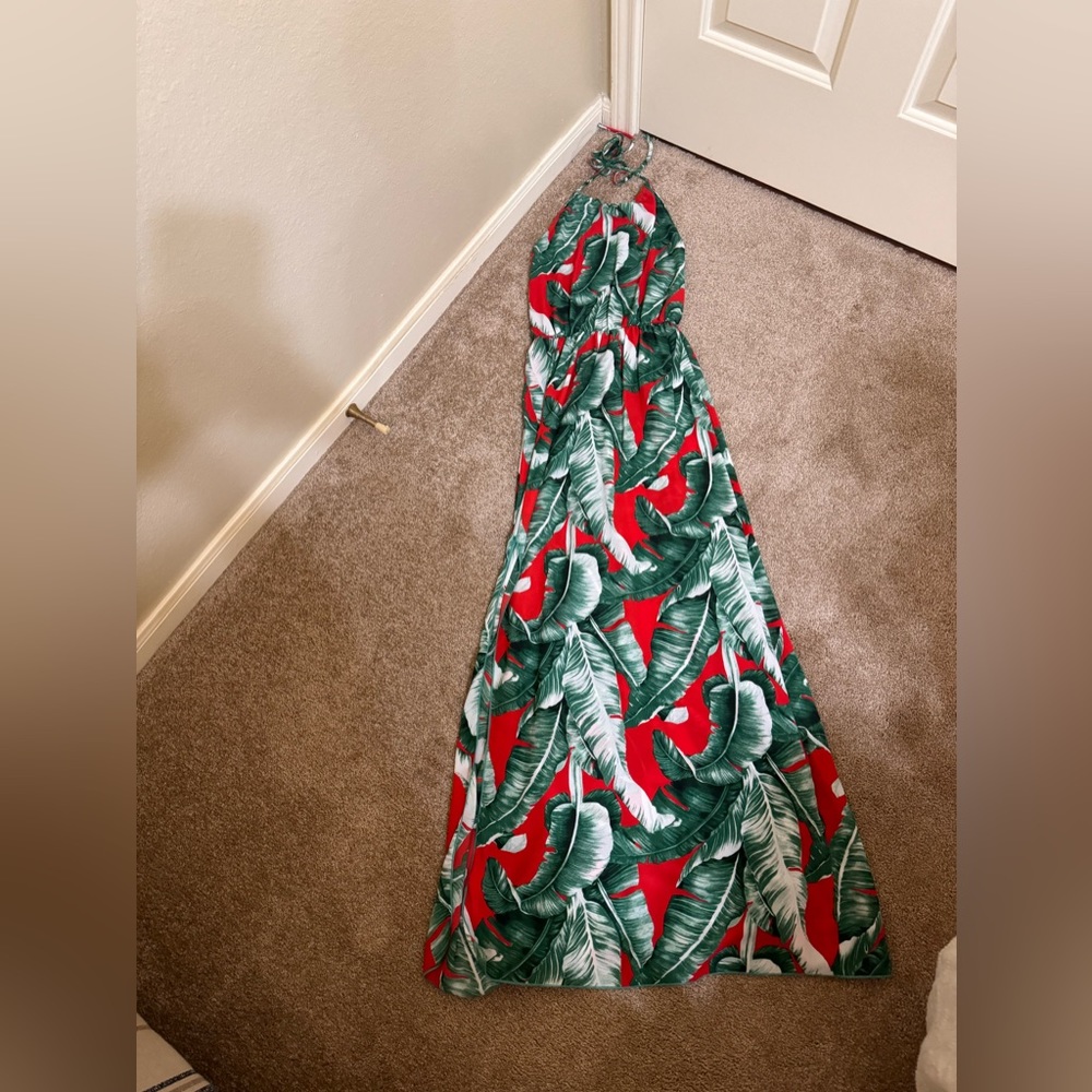 Maxi dress with backless, size S, green